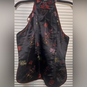 Silver Dragon Traditional Chinese Sleeveless Top. Size XXXL.  New with tag.